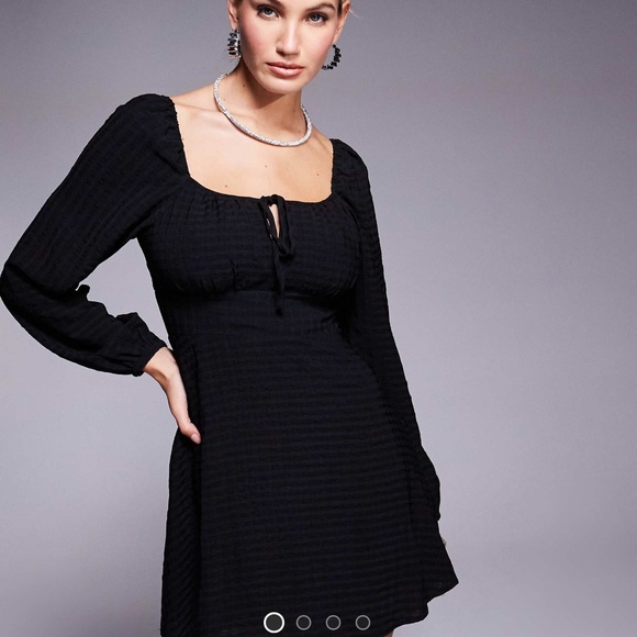 BRAND NEW Elegant Black Dress- Lulus ruched bust balloon sleeve mini - Picture 2 of 4